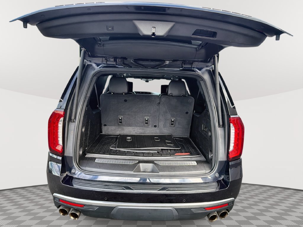 Used 2021 GMC Yukon XL Denali w/ Denali Premium Package AWD/4WD image 21