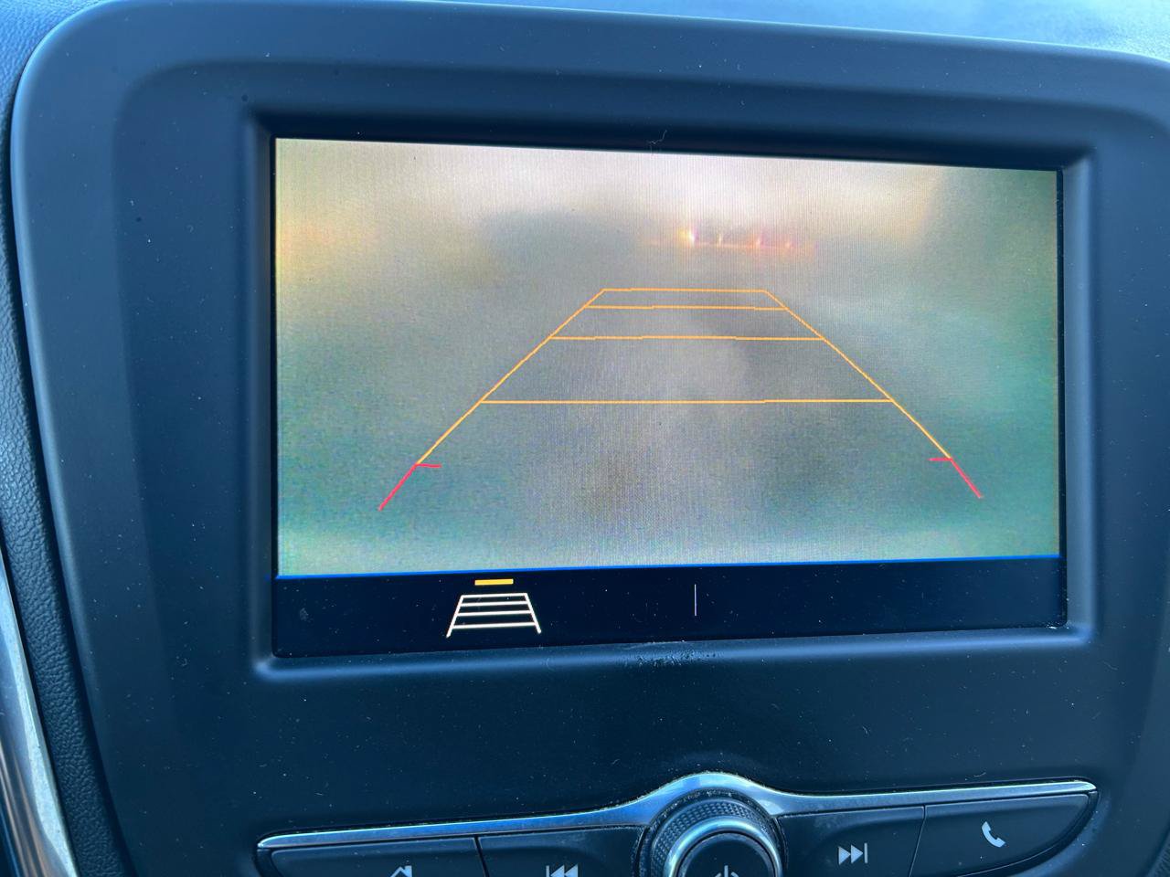 Used 2021 Chevrolet Equinox LT AWD/4WD image 23