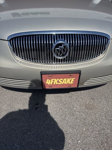 Used 2008 Buick Lucerne CXL w/ Ultra Confidence Package image 3