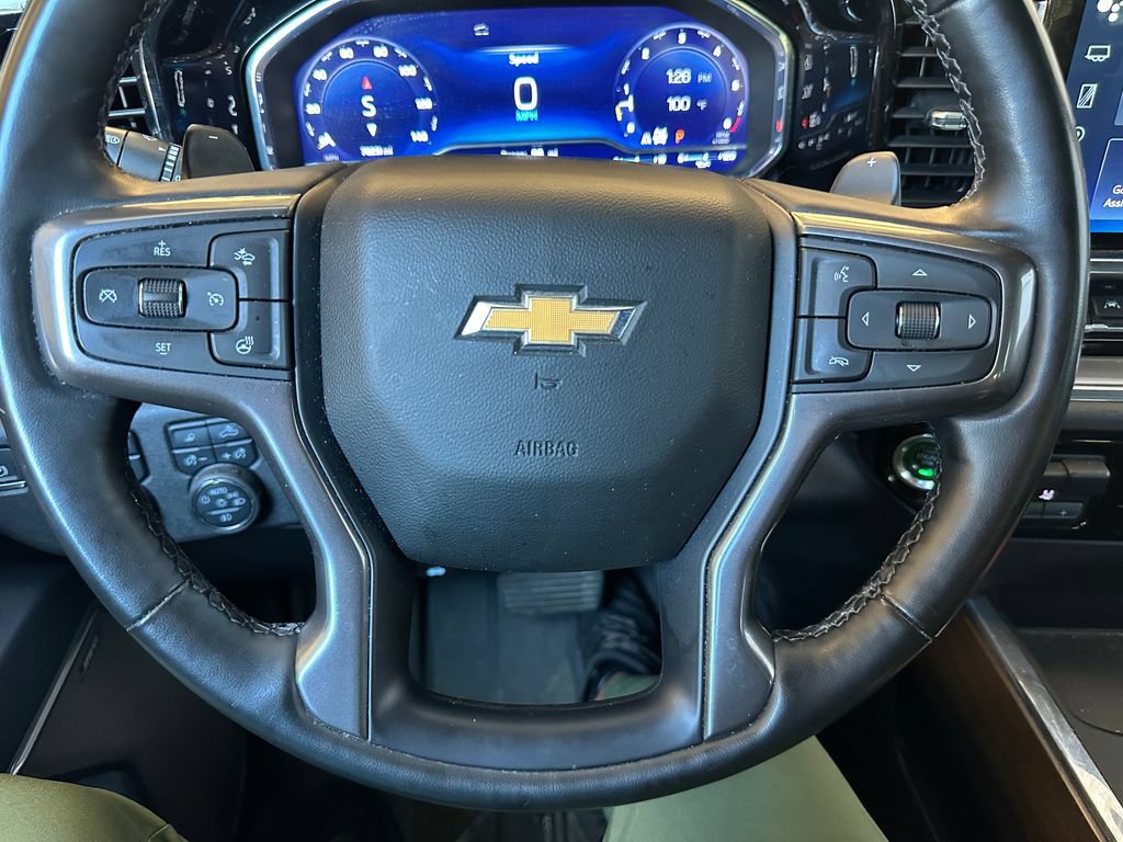Used 2023 Chevrolet Silverado 1500 High Country w/ Technology Package AWD/4WD image 3