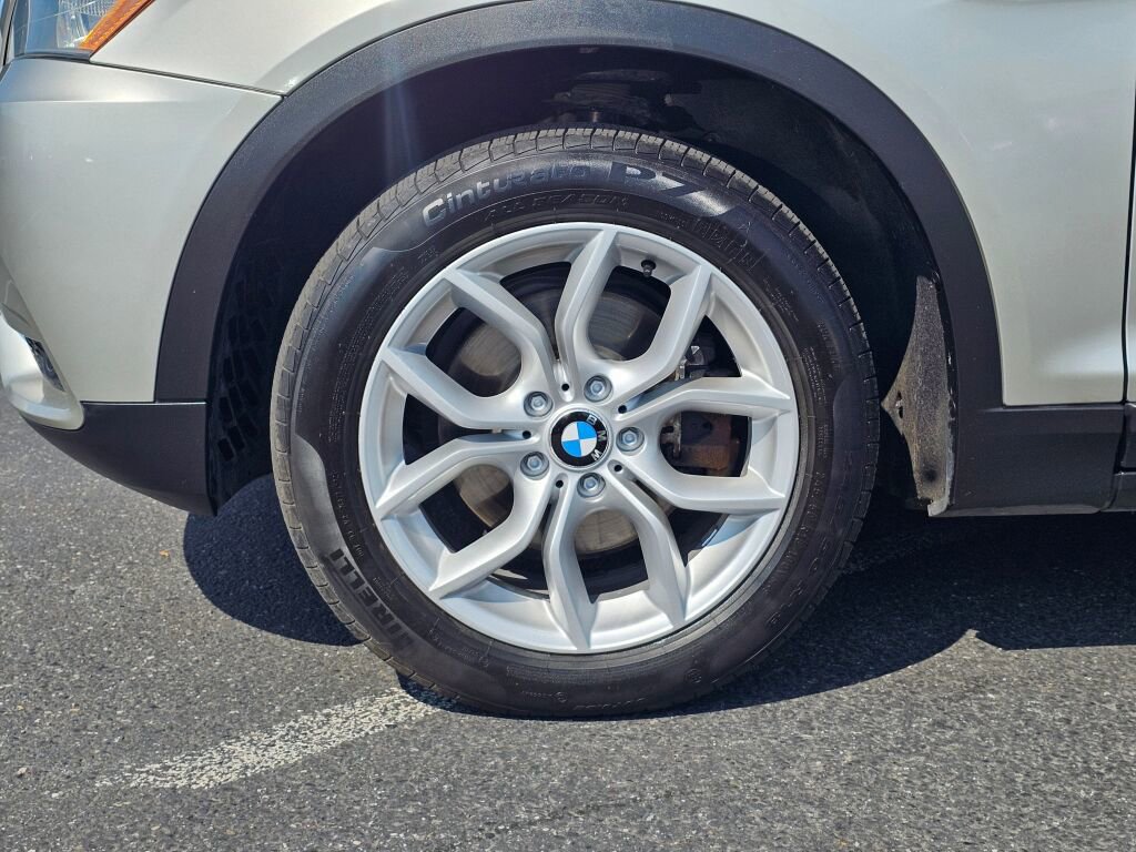 Used 2012 BMW X3 xDrive28i AWD/4WD image 9