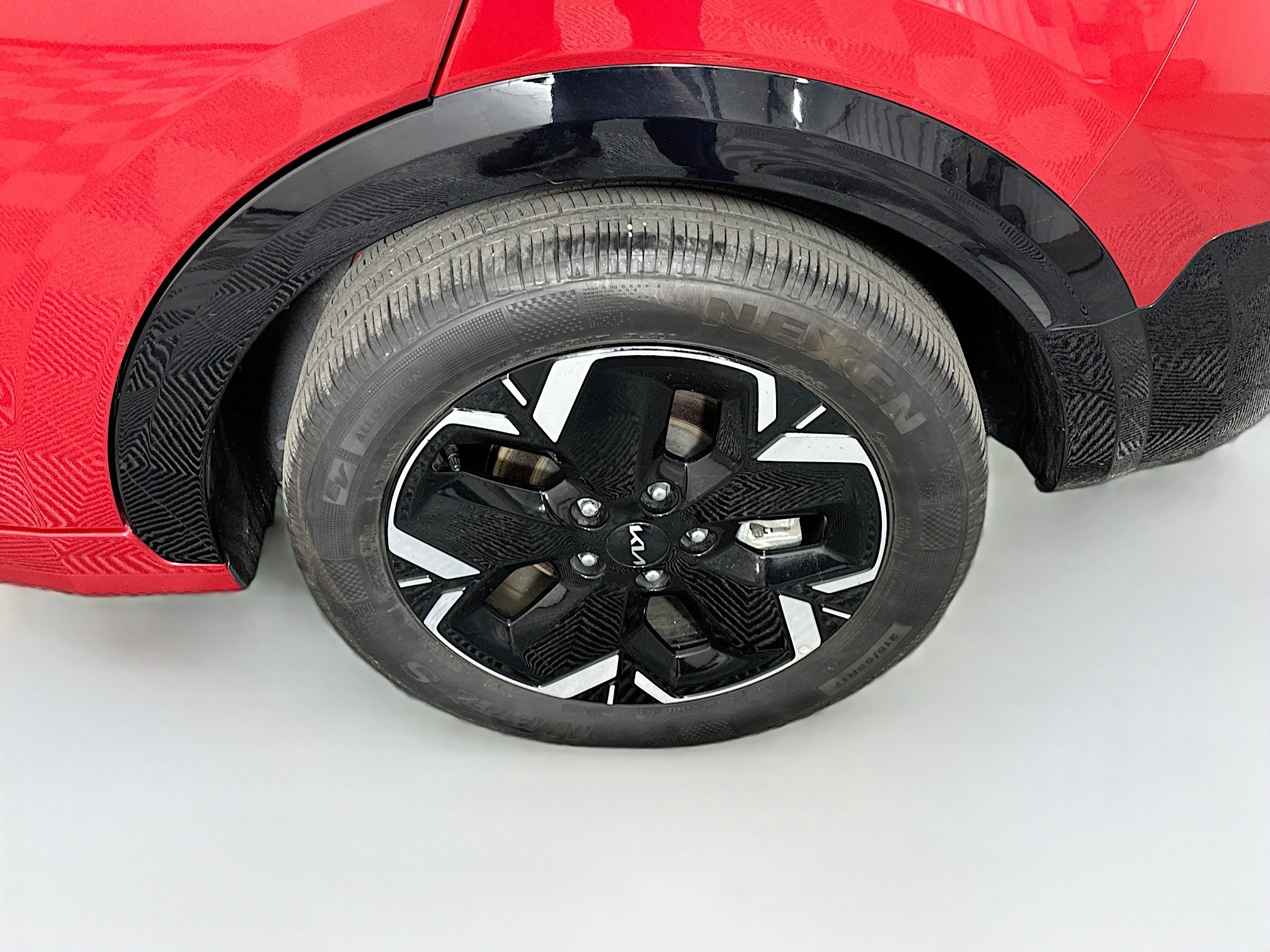 Used 2023 Kia Niro Wind FWD image 11