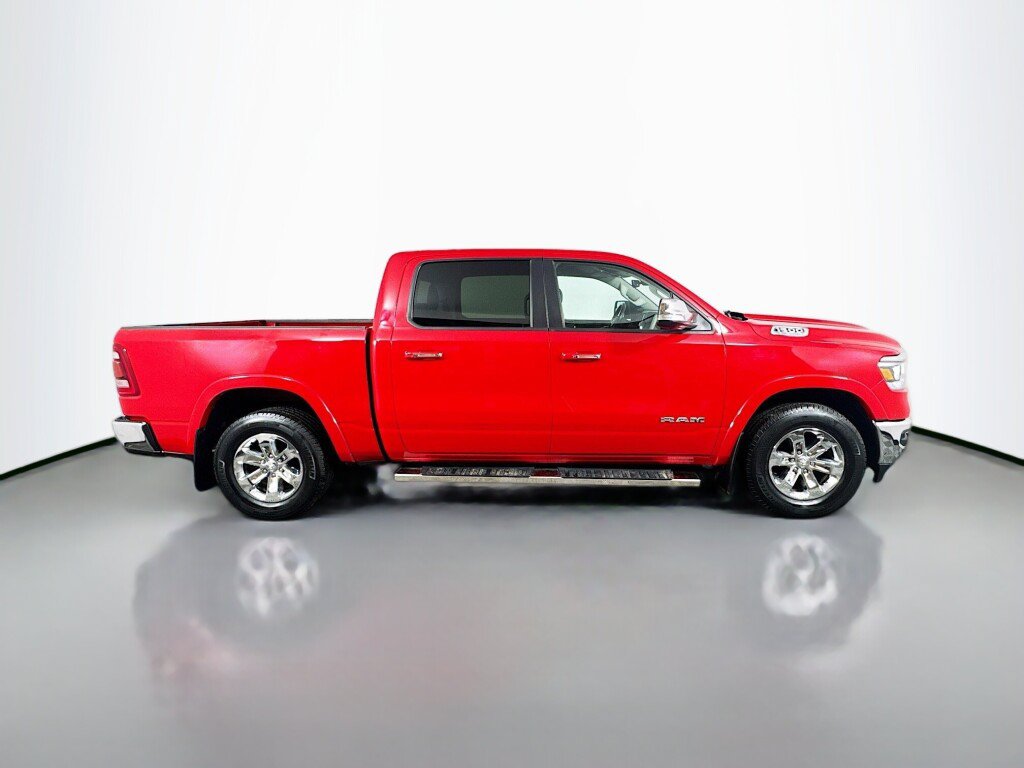 Used 2022 RAM 1500 Laramie AWD/4WD image 6