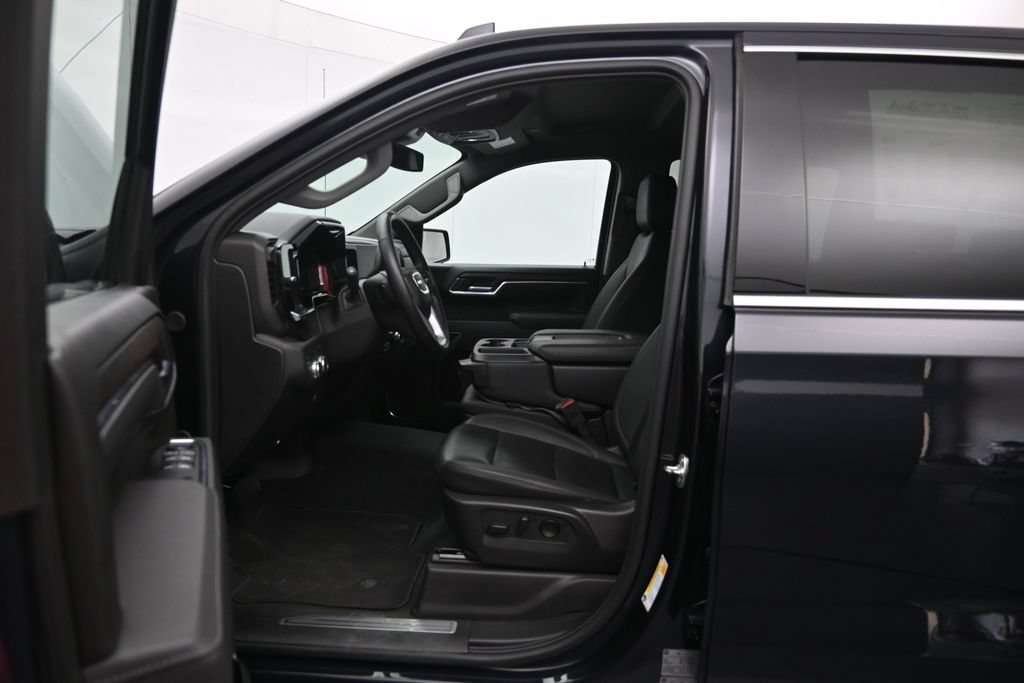Certified 2025 GMC Sierra 1500 SLT AWD/4WD image 21