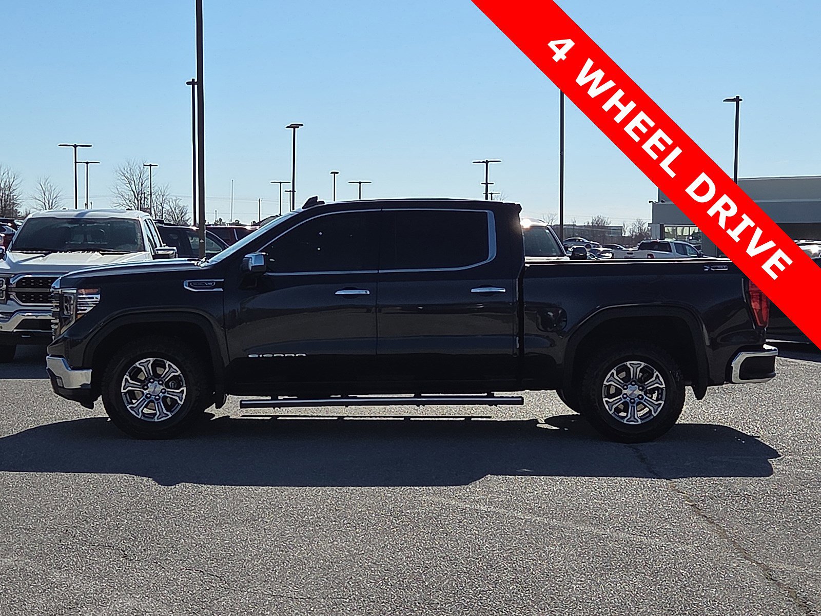 Used 2023 GMC Sierra 1500 SLT w/ X31 Off-Road Package image 3