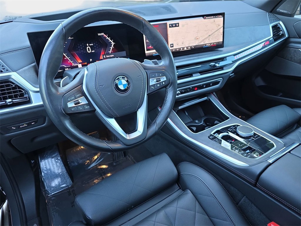Used 2025 BMW X5 xDrive40i w/ Climate Comfort Package image 19