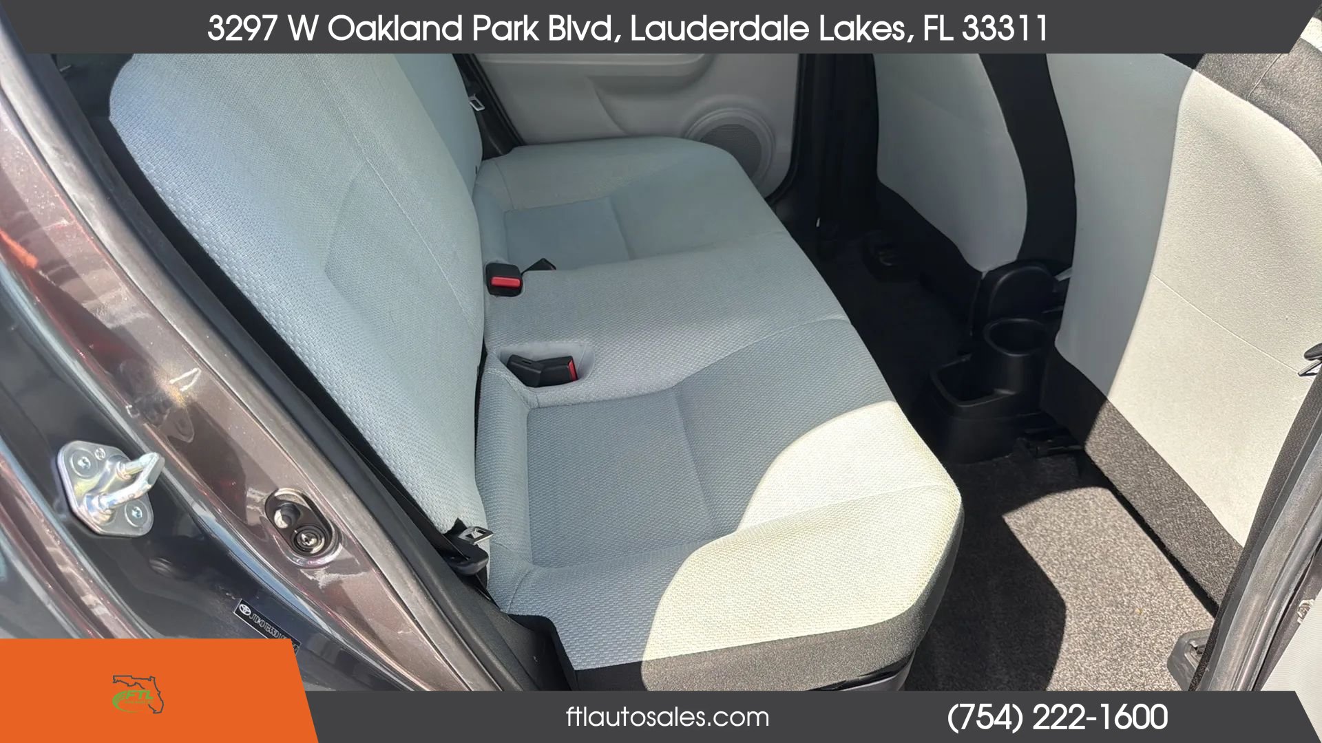 Used 2013 Toyota Prius C One FWD image 32
