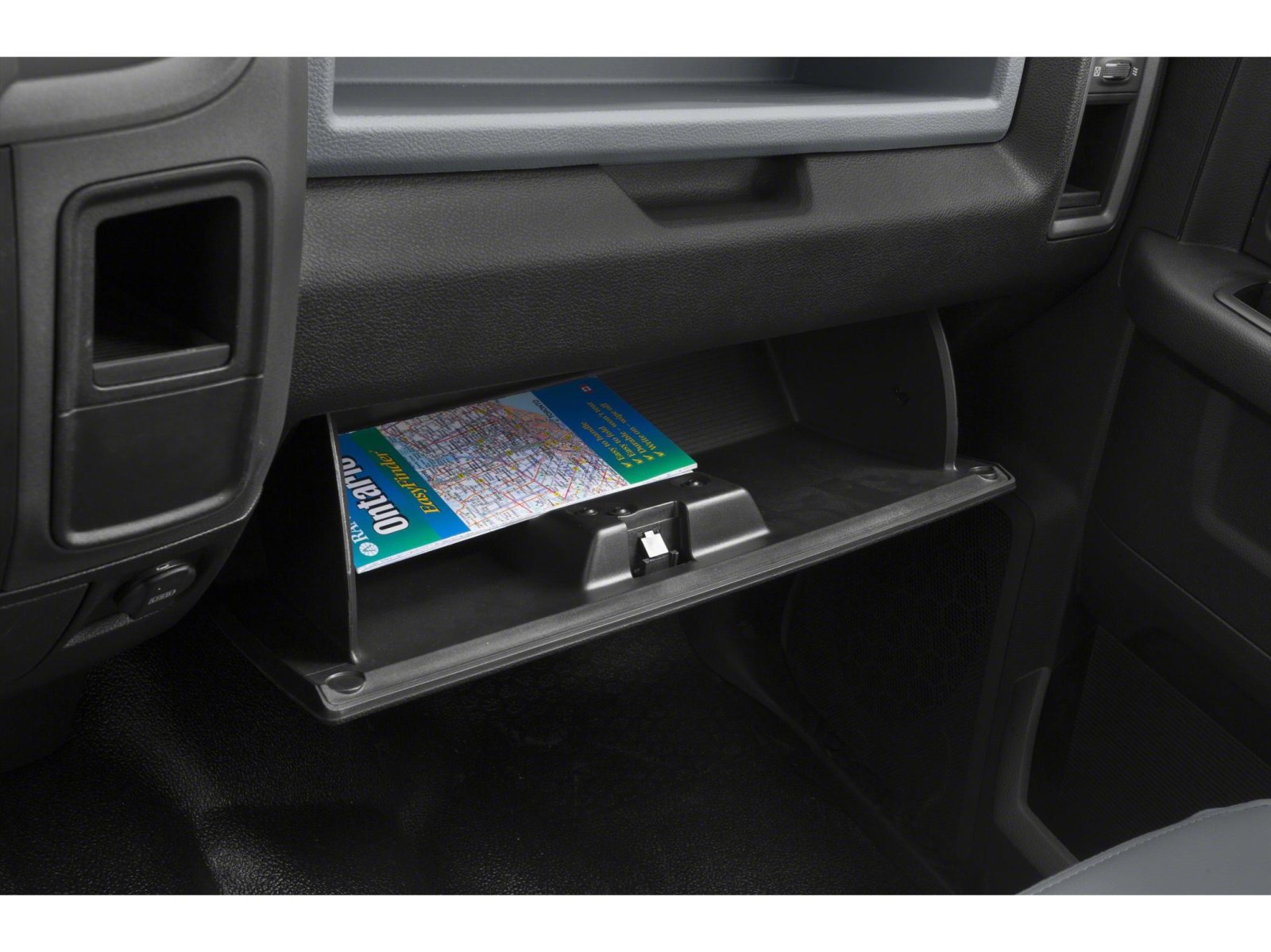 Used 2018 RAM 5500 Tradesman w/ Chrome Appearance Group image 14