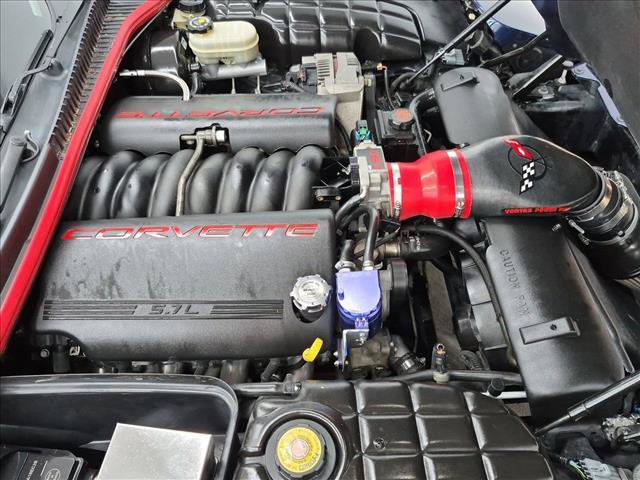 Used 2001 Chevrolet Corvette Convertible w/ Preferred Equipment Group2 RWD image 19