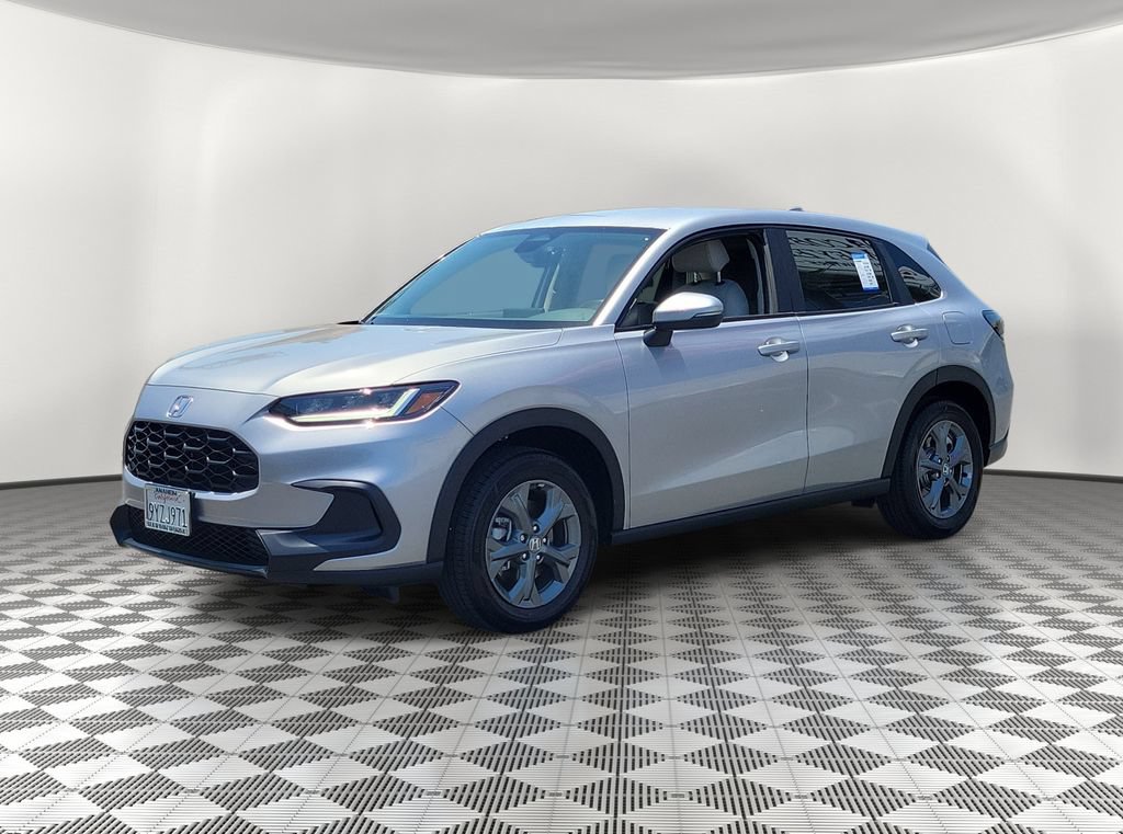 Certified 2027 Honda HR-V LX image 3