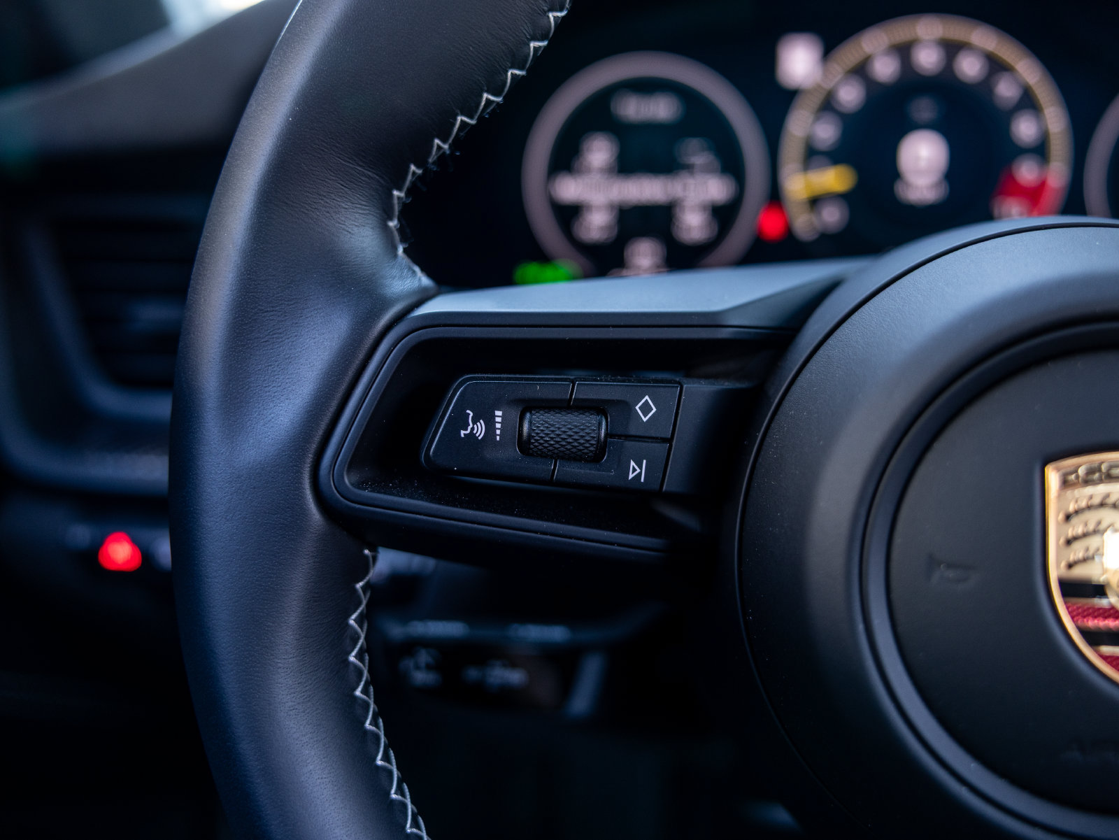 Certified 2026 Porsche 911 GT3 RWD image 35
