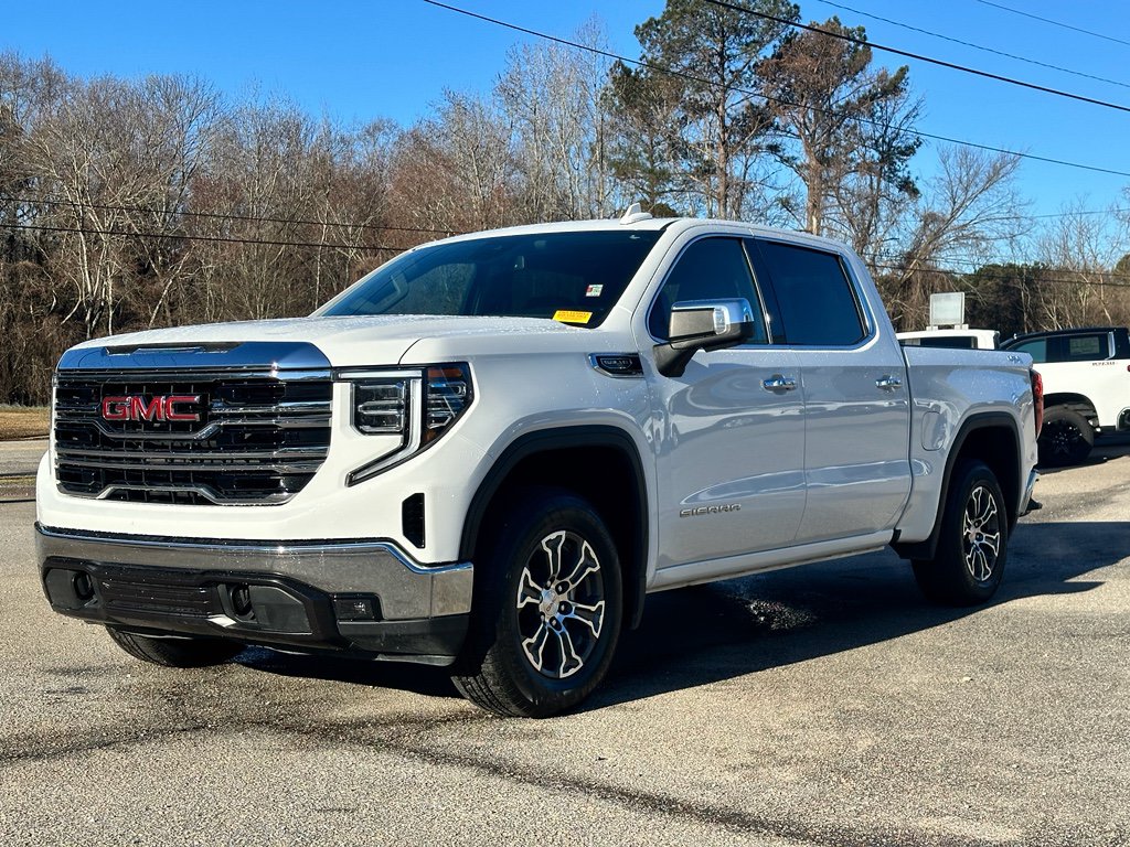Used 2025 GMC Sierra 1500 SLT AWD/4WD image 5