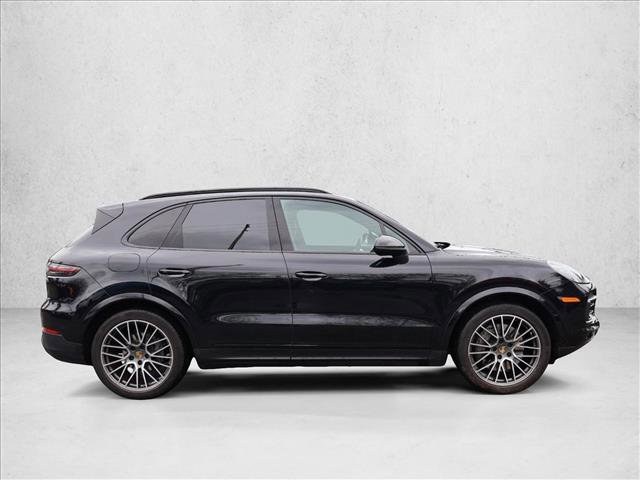 Used 2021 Porsche Cayenne S image 4