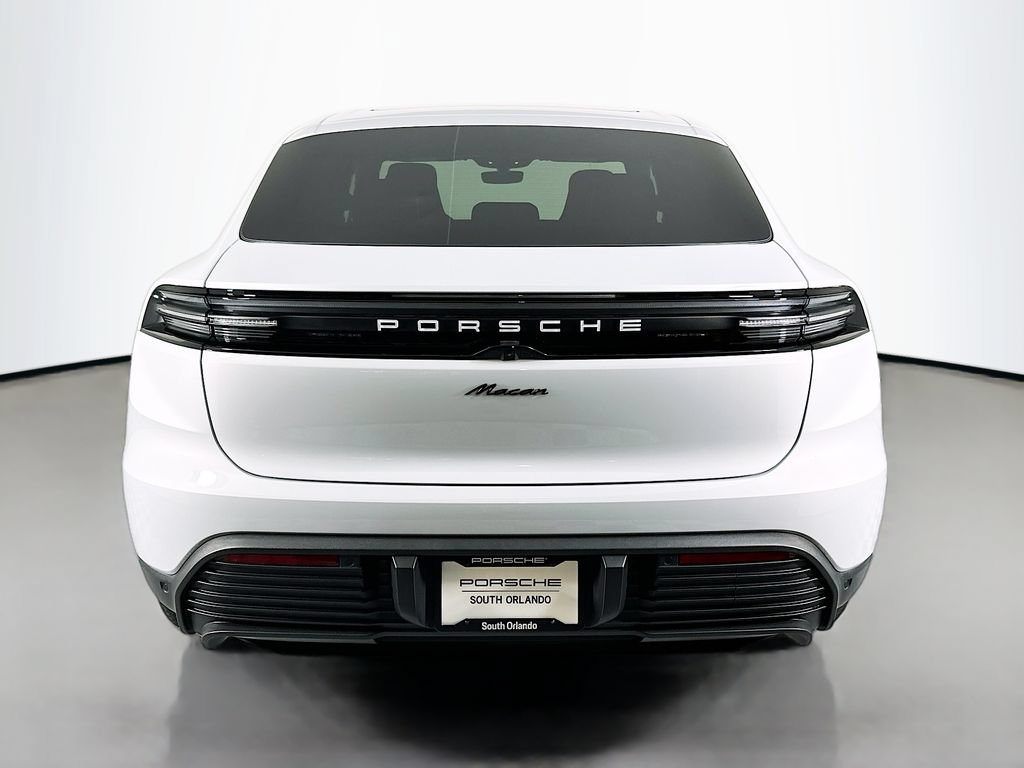 Certified 2025 Porsche Macan Electric RWD image 10