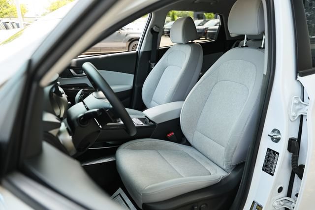 Used 2023 Hyundai Kona SE FWD image 20