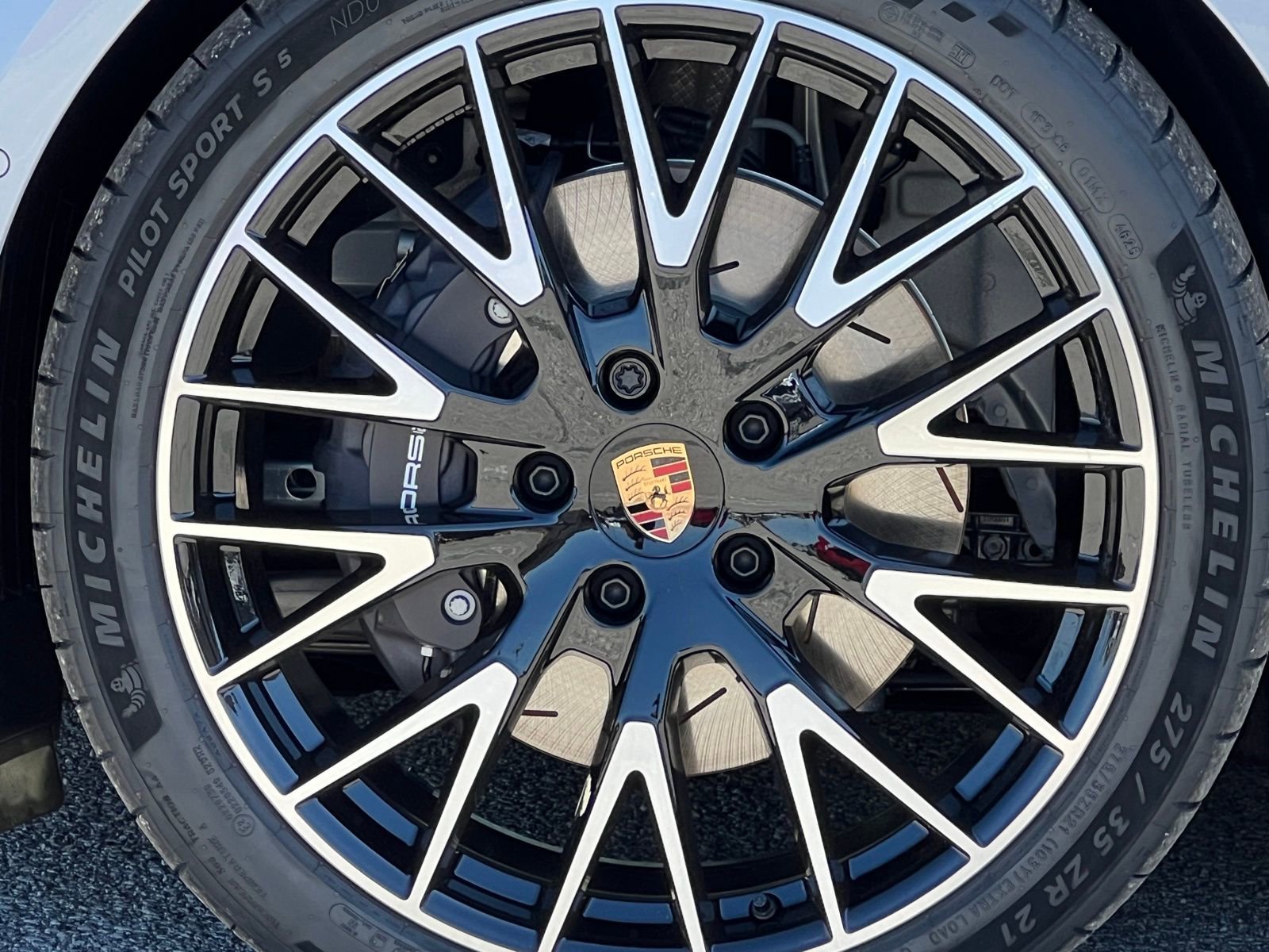 New 2026 Porsche Panamera 4 image 13