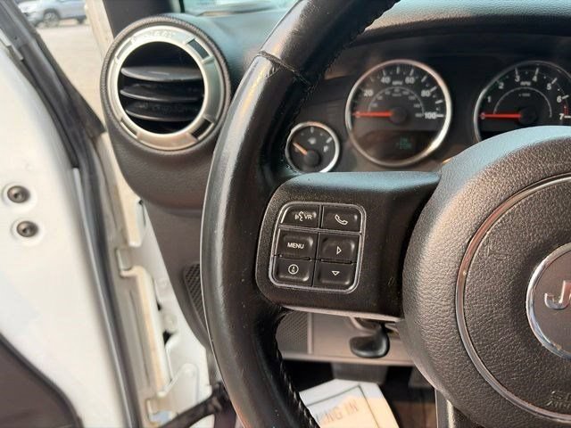 Used 2017 Jeep Wrangler Unlimited Sahara w/ Max Tow Package AWD/4WD image 16
