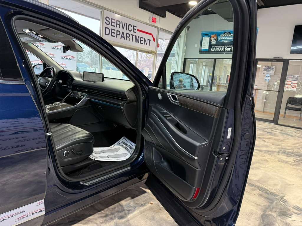 Used 2024 Genesis GV80 2.5T image 42