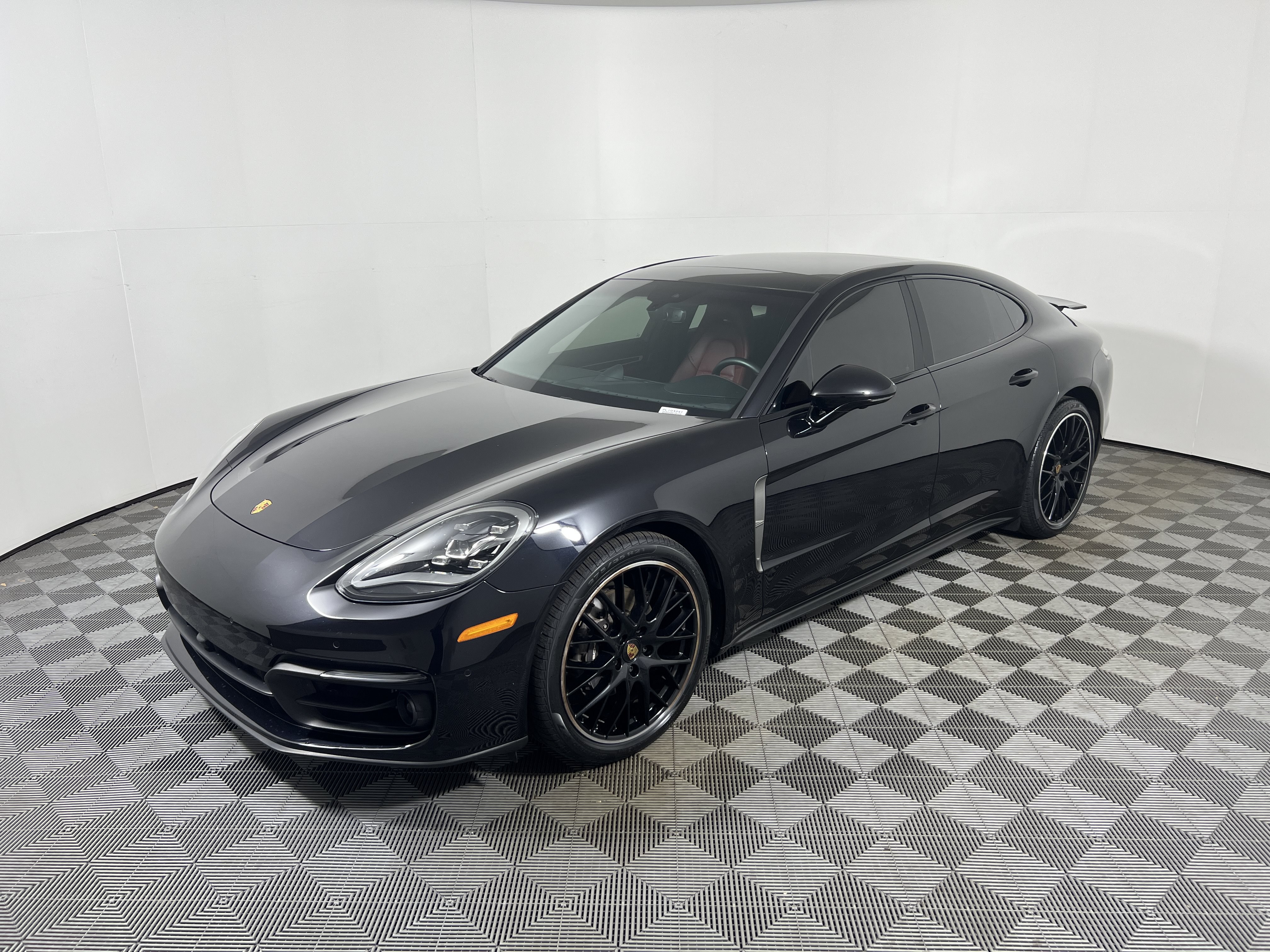 Certified 2023 Porsche Panamera 4 AWD/4WD image 11