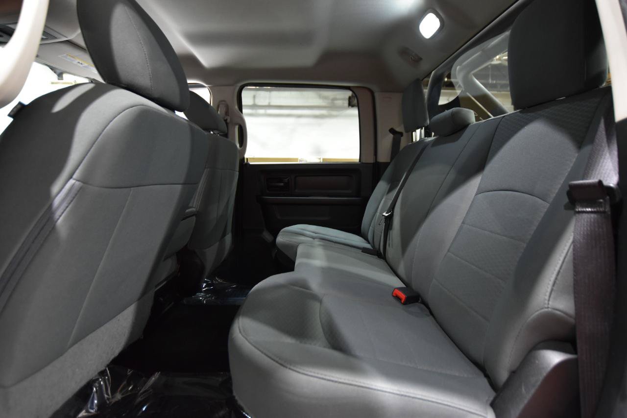 Used 2017 RAM 1500 Express w/ Express Value Package AWD/4WD image 36