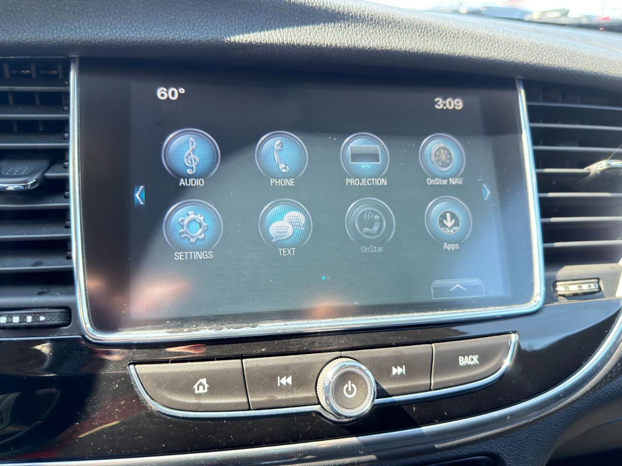Used 2020 Buick Encore Preferred FWD image 43