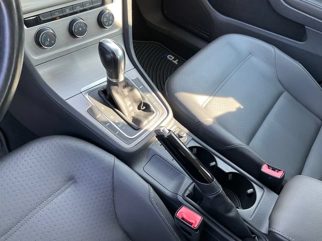 Used 2015 Volkswagen Golf TDI S FWD image 14