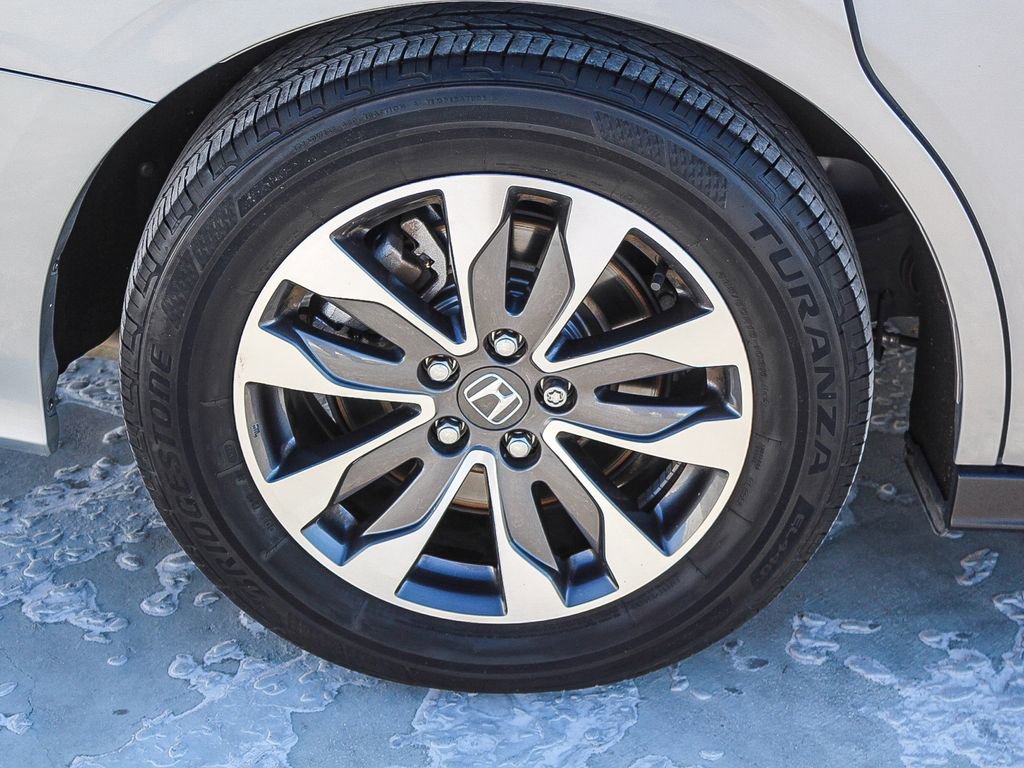 Certified 2023 Honda Odyssey EX-L image 9