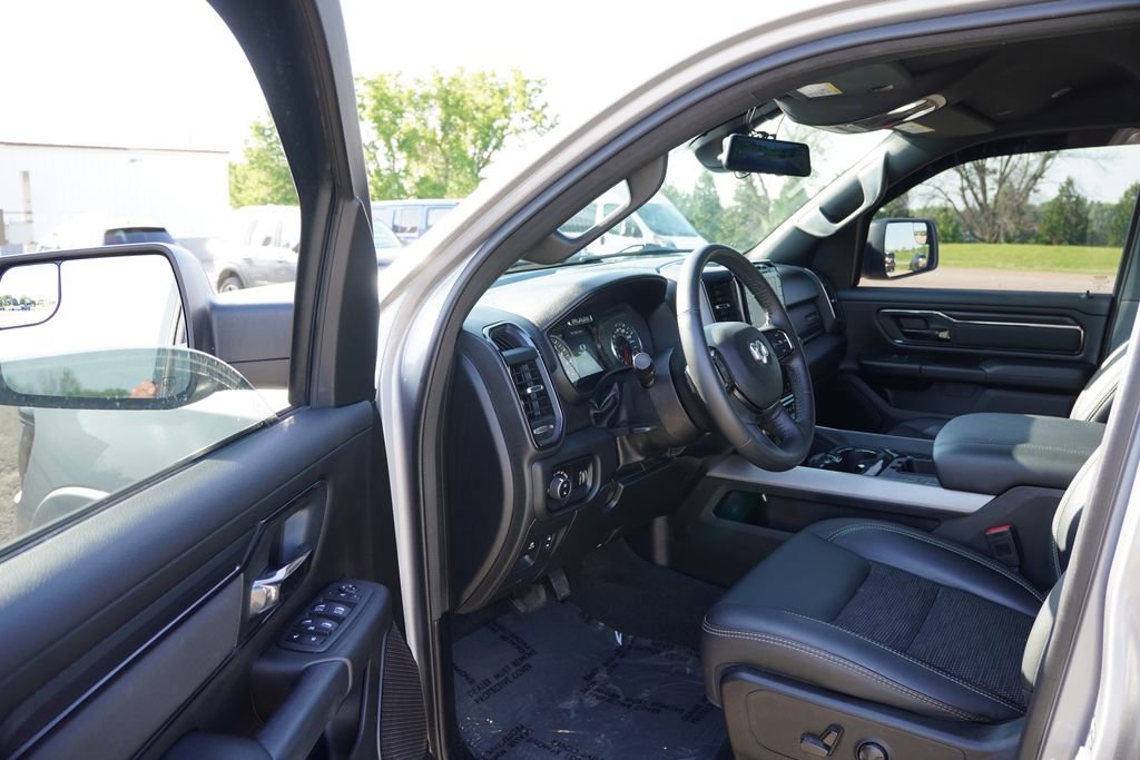 Used 2024 RAM 1500 Big Horn AWD/4WD image 15