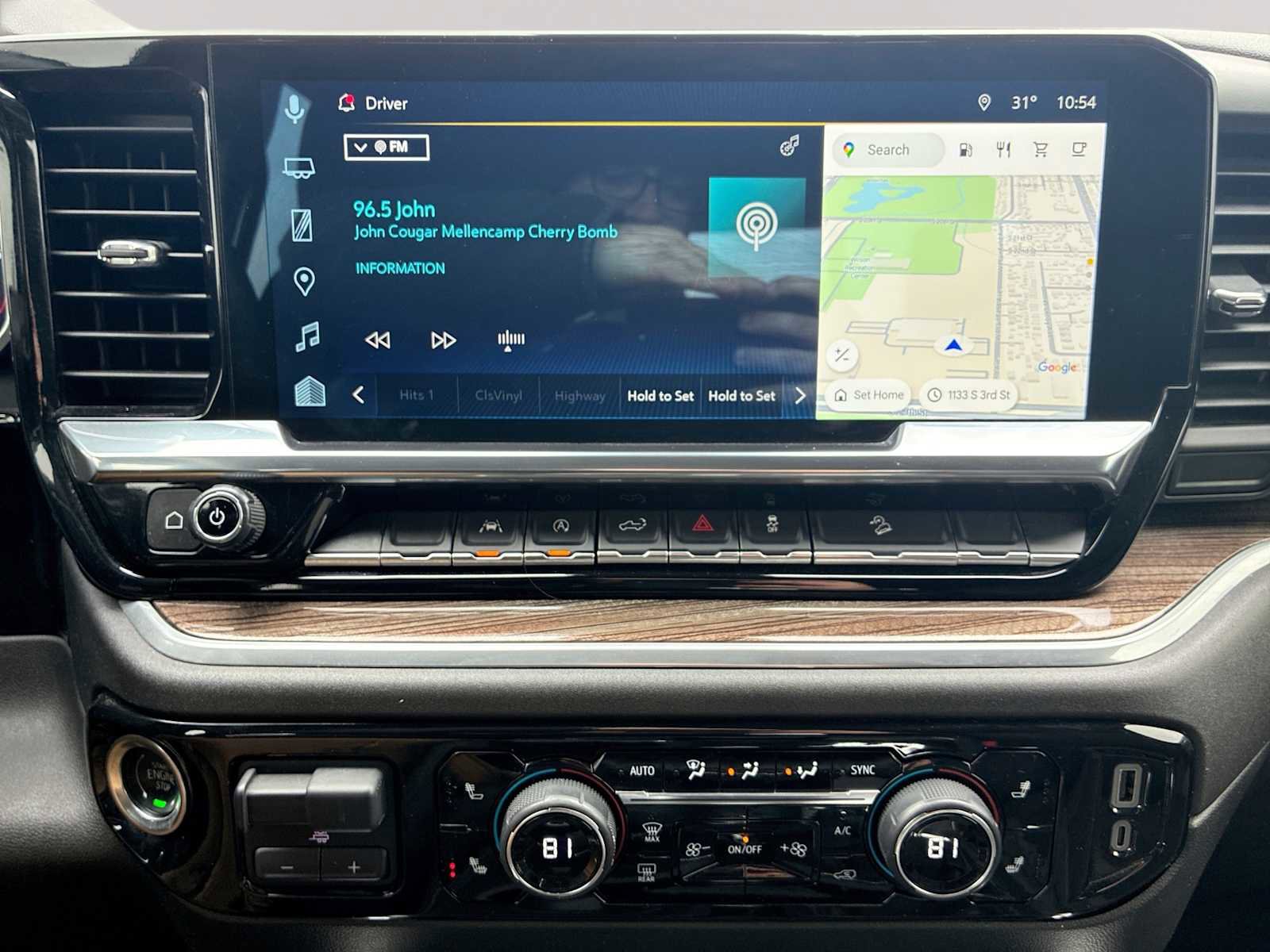 Used 2024 Chevrolet Silverado 1500 RST image 13