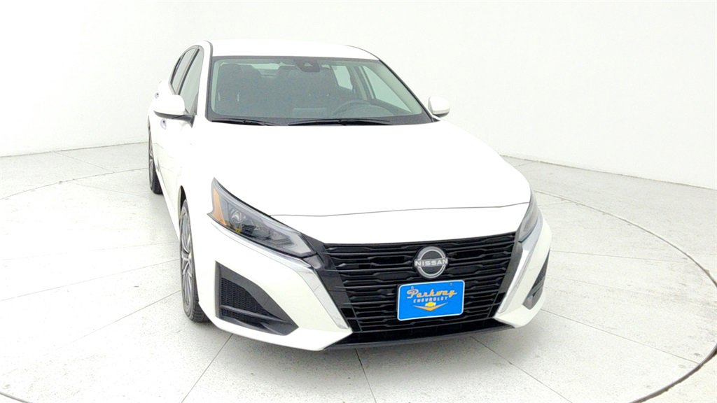 Used 2023 Nissan Altima 2.5 SV image 9