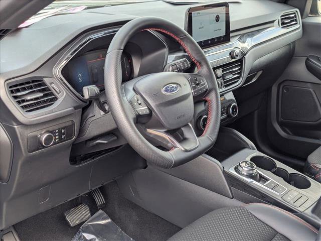 Used 2025 Ford Escape ST-Line image 10