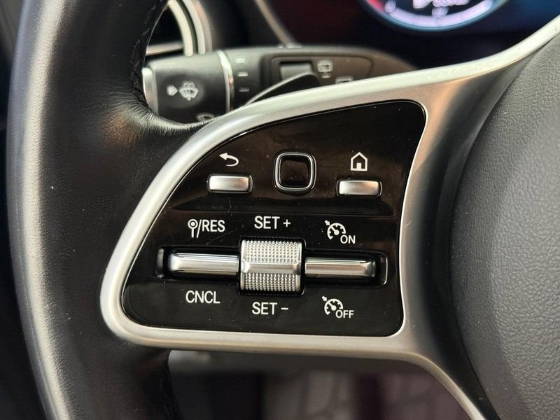 Used 2022 Mercedes-Benz GLC 300 4MATIC image 14