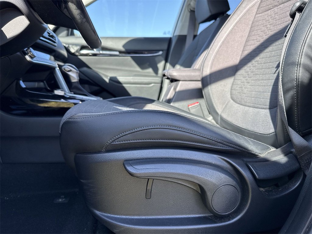 Used 2023 Kia Seltos S w/ Navigation Package image 14