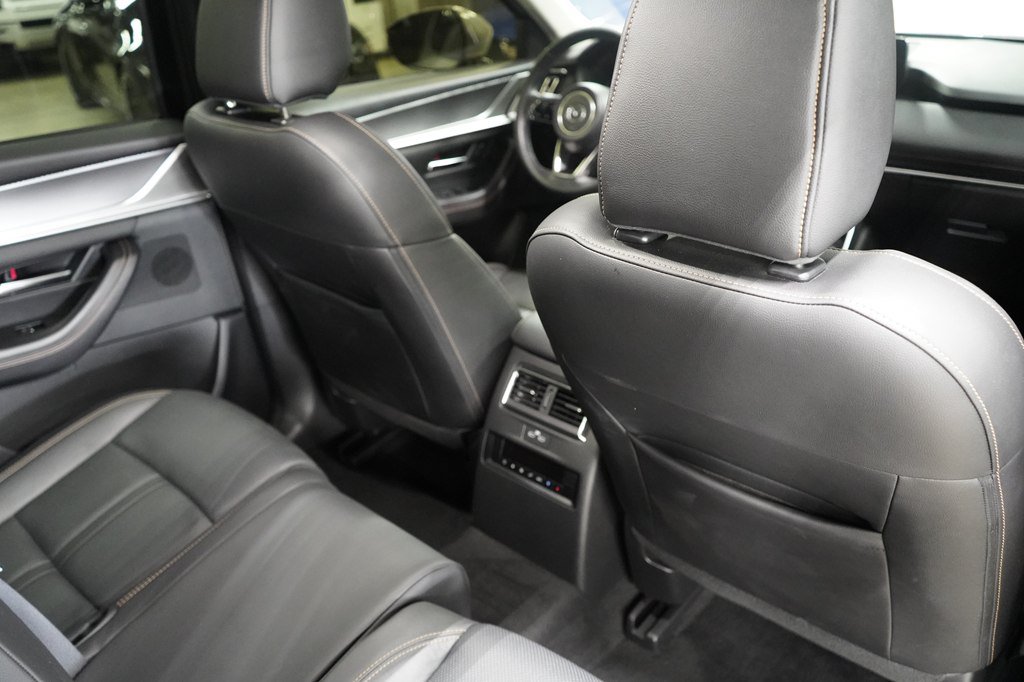 Used 2024 MAZDA CX-90 3.3 Turbo w/ Preferred Plus AWD/4WD image 22
