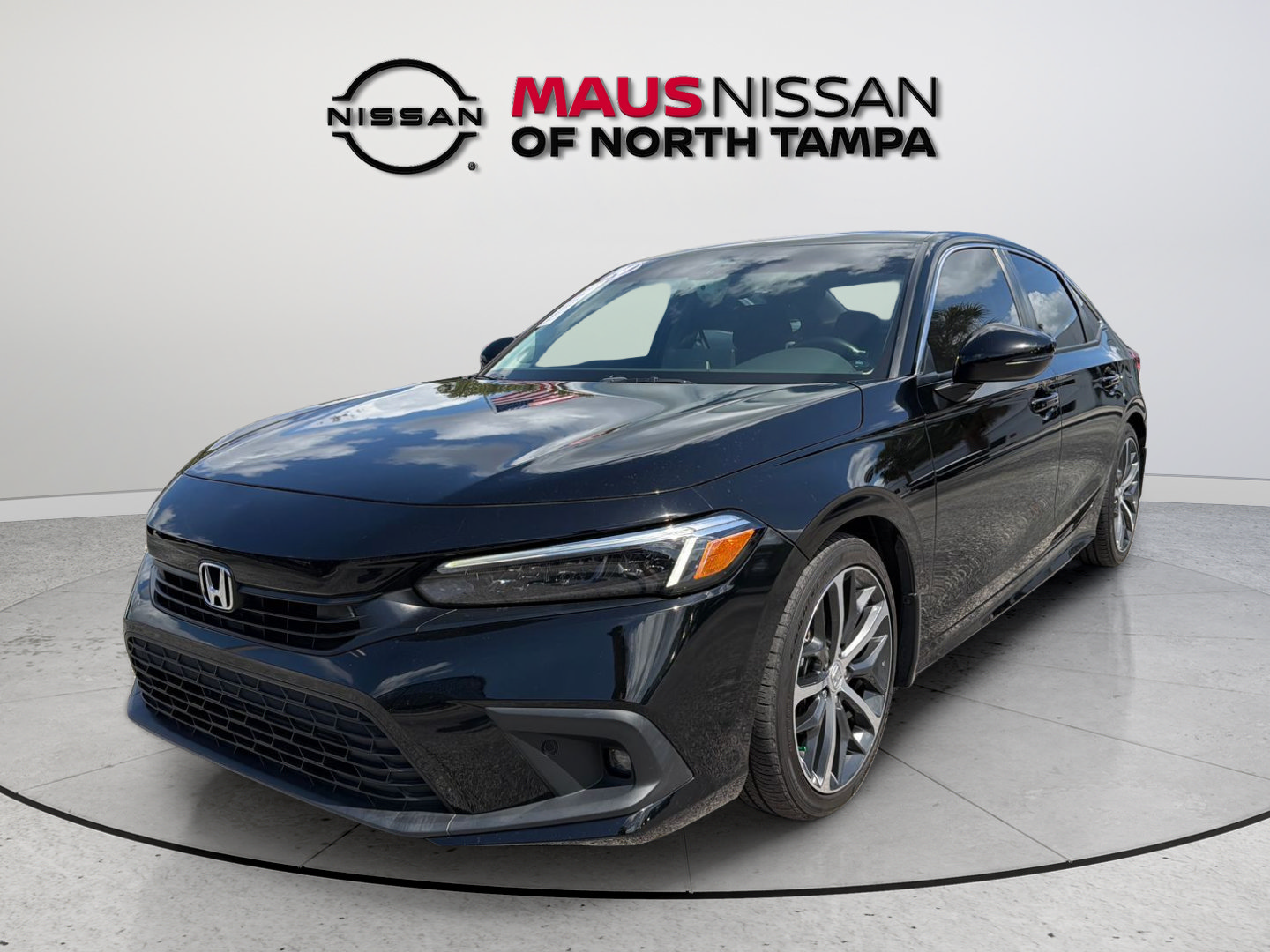 Used 2024 Honda Civic Touring image 3