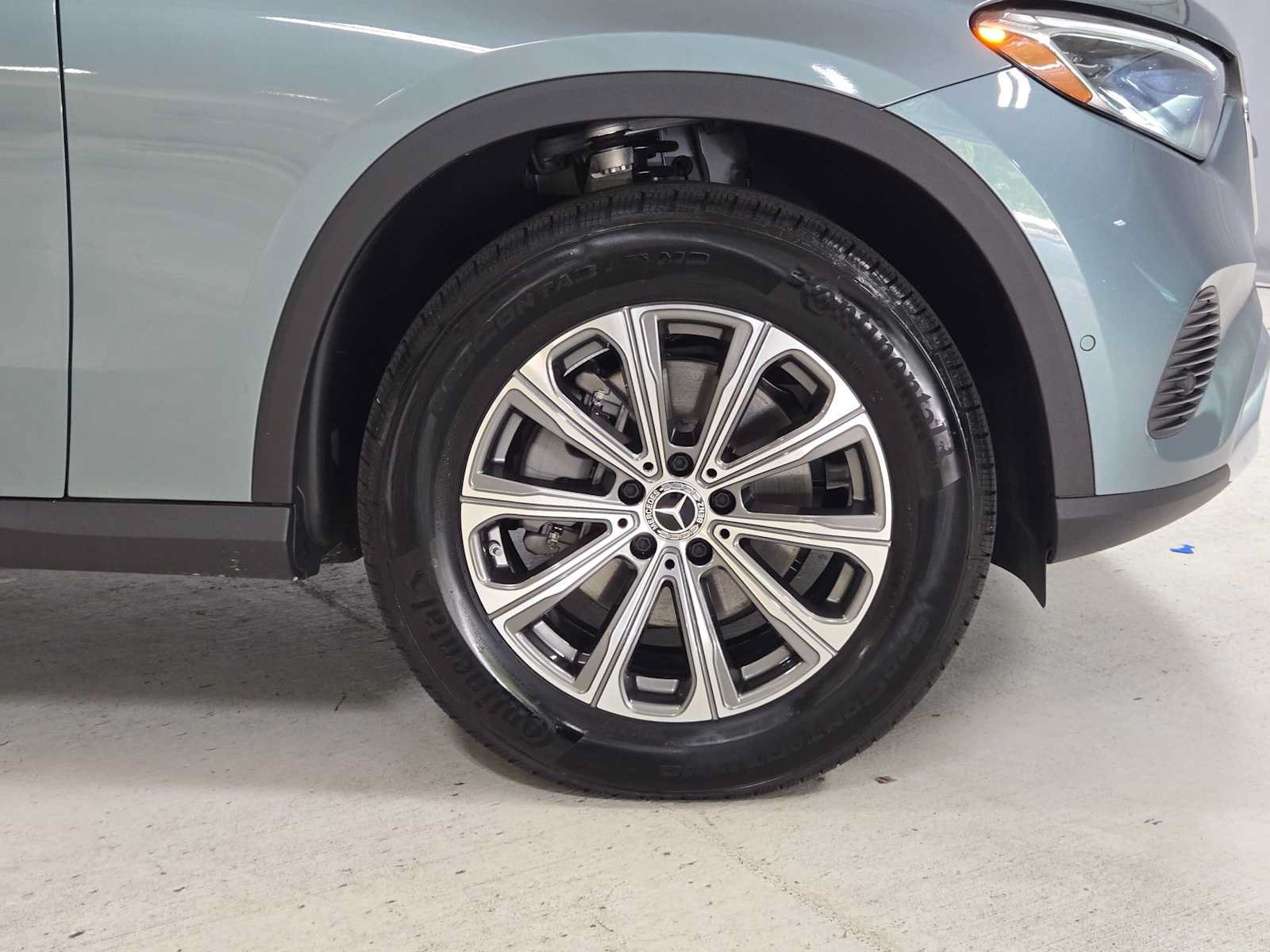 Used 2026 Mercedes-Benz GLC 300 4MATIC image 9
