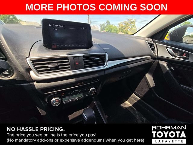 Used 2017 MAZDA MAZDA3 Touring FWD image 4