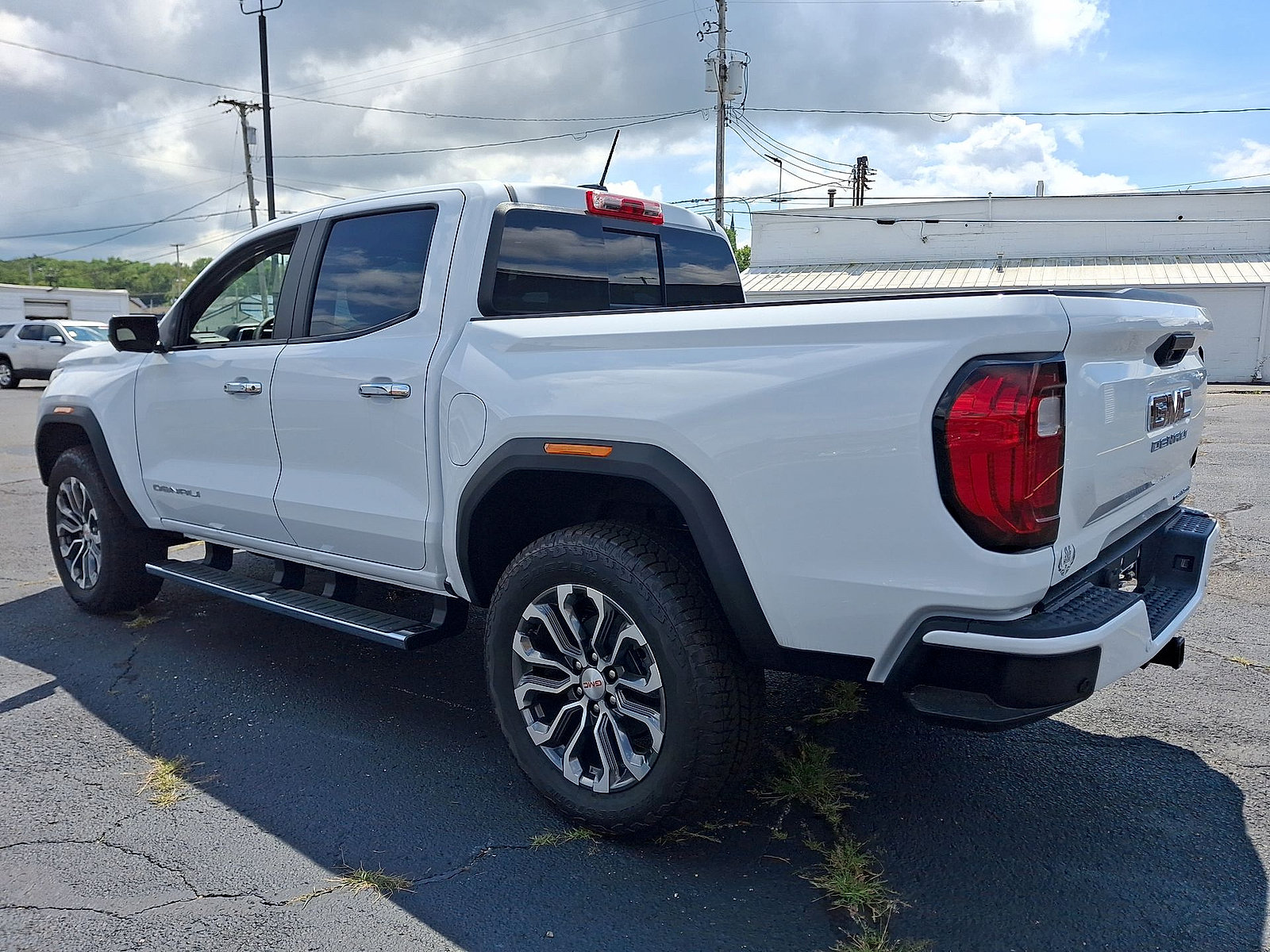 New 2026 GMC Canyon Denali AWD/4WD image 11