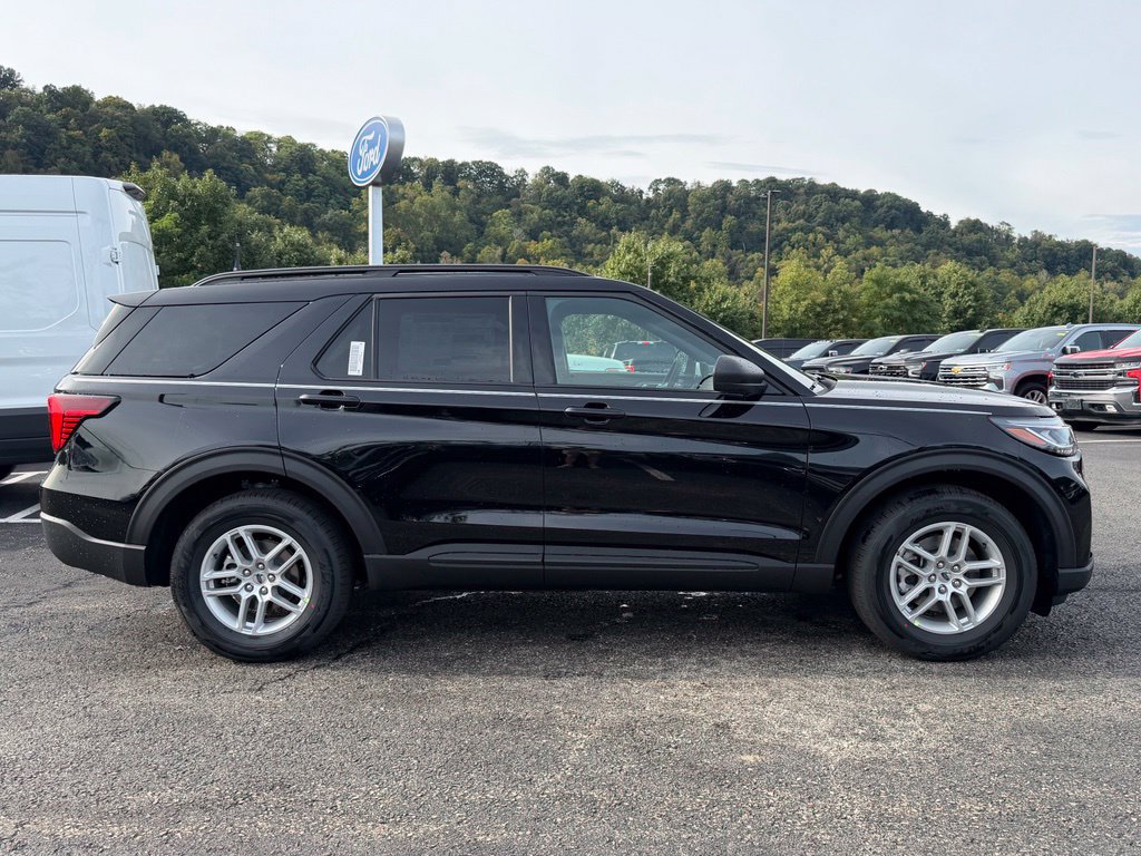 New 2027 Ford Explorer Active w/ Active Comfort Package AWD/4WD image 4