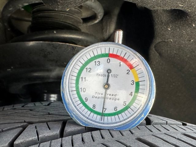 Used 2025 Toyota Grand Highlander AWD image 13