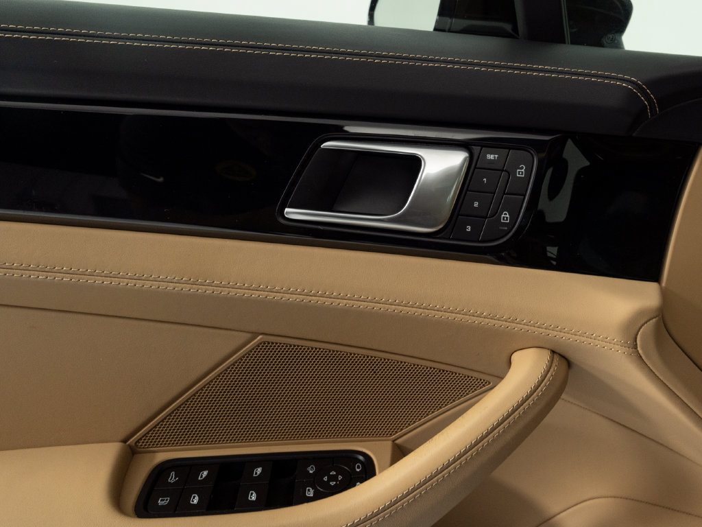 Certified 2023 Porsche Panamera 4S AWD/4WD image 20