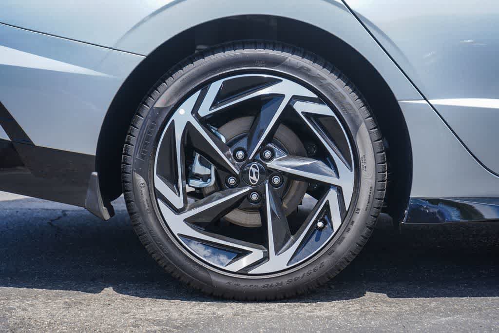 New 2026 Hyundai Sonata SEL FWD image 8