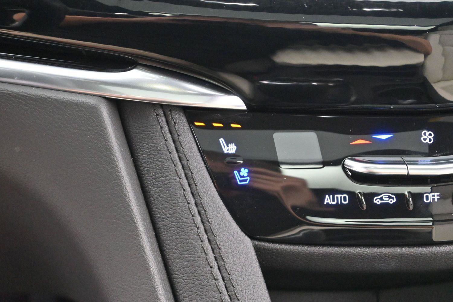 Certified 2024 Cadillac XT6 Sport w/ Technology Package AWD/4WD image 27
