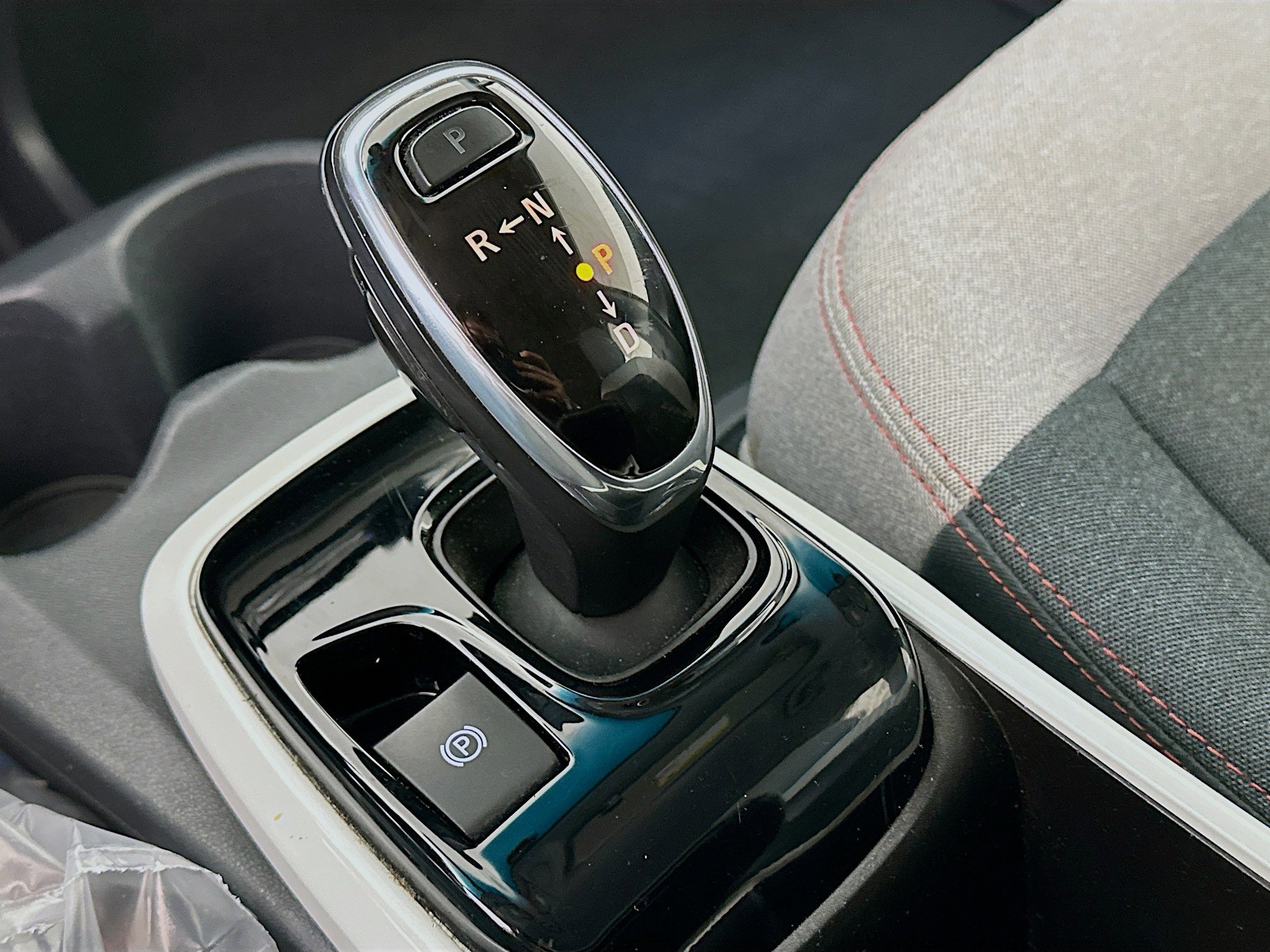 Used 2017 Chevrolet Bolt LT image 23