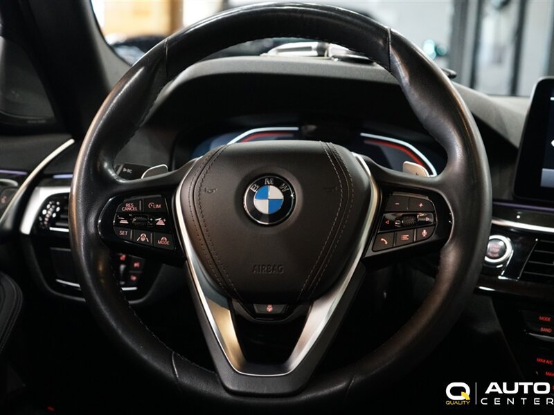 Used 2021 BMW 540i xDrive w/ Premium Package AWD/4WD image 18