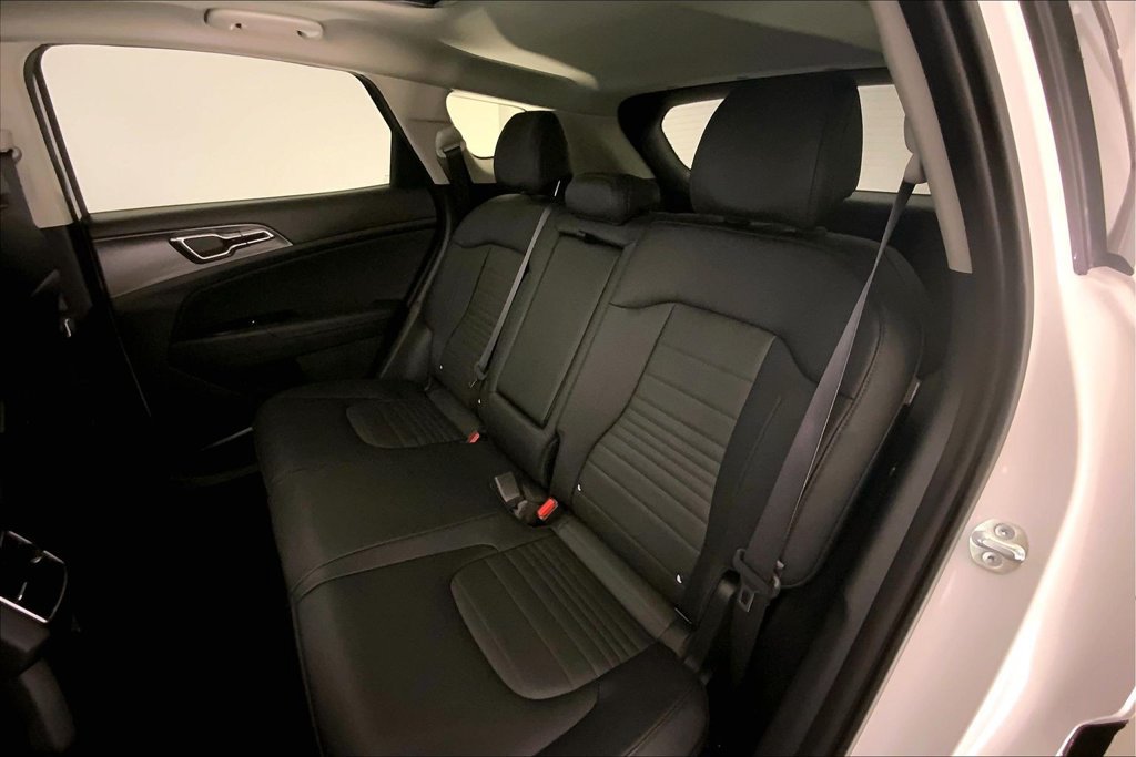 Used 2025 Kia Sportage SX Prestige AWD/4WD image 14