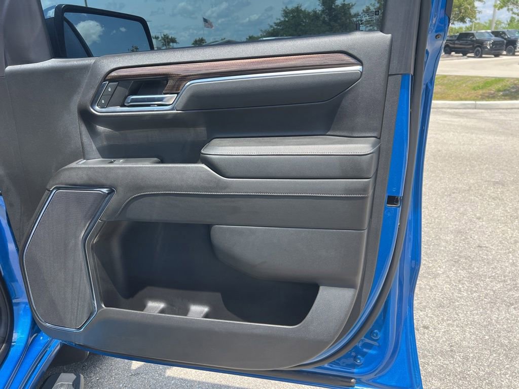 Used 2024 Chevrolet Silverado 1500 LT RWD image 46
