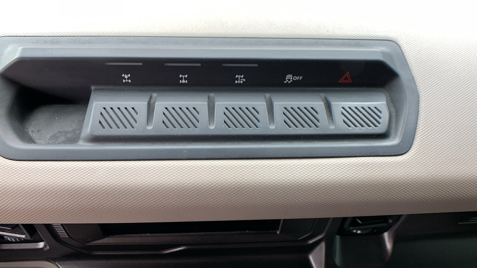 Used 2023 Ford Bronco Wildtrak AWD/4WD image 18