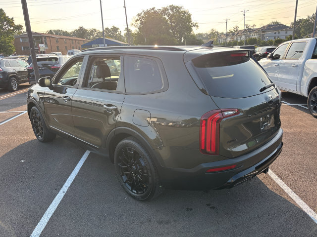 Used 2021 Kia Telluride EX w/ EX Premium Package AWD/4WD image 4