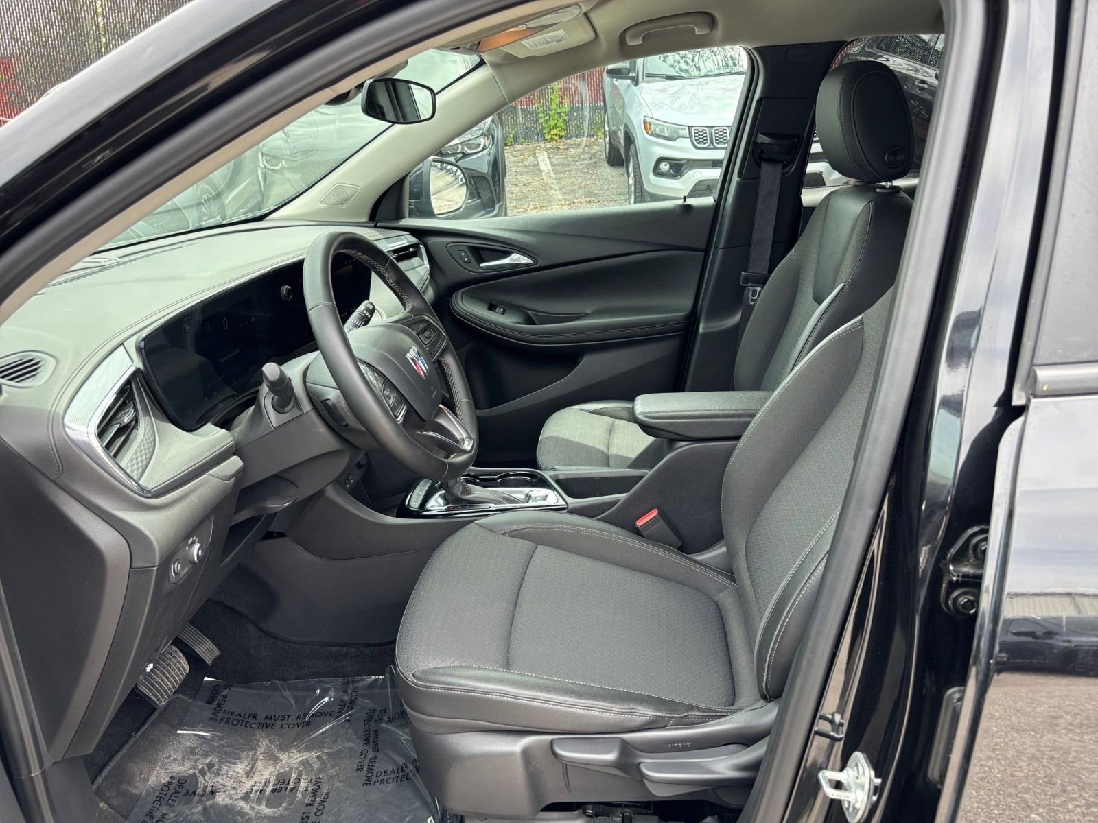 Used 2025 Buick Encore GX Preferred FWD image 22